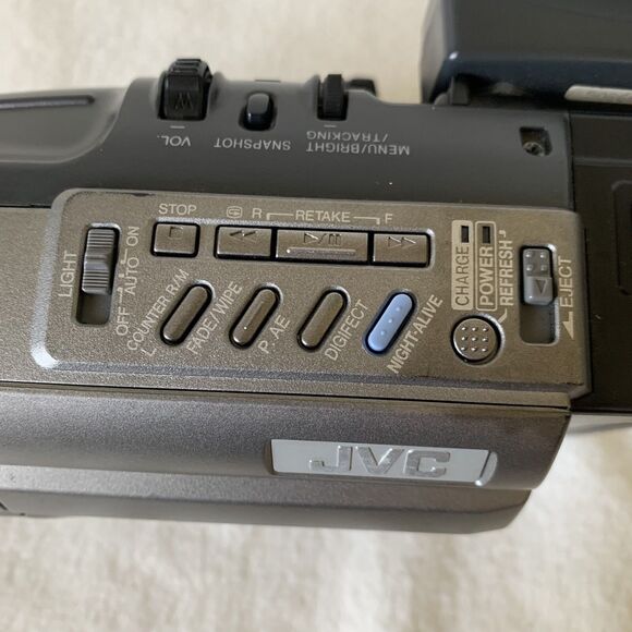 JVC Camcorder Gr-Sxm330u Super Vhs Camcorder W Battery Tested & Works Pls Read - Picture 9 of 16